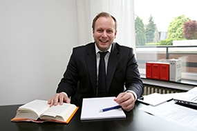 Rechtsanwalt Dierk A. Lesch